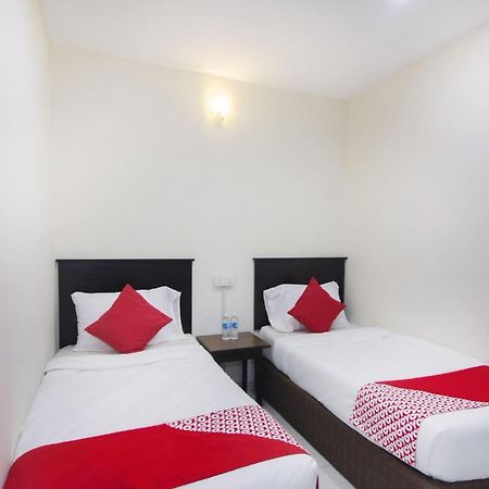 Oyo 91130 Hotel 91 Bukit Mewah Kajang Ngoại thất bức ảnh