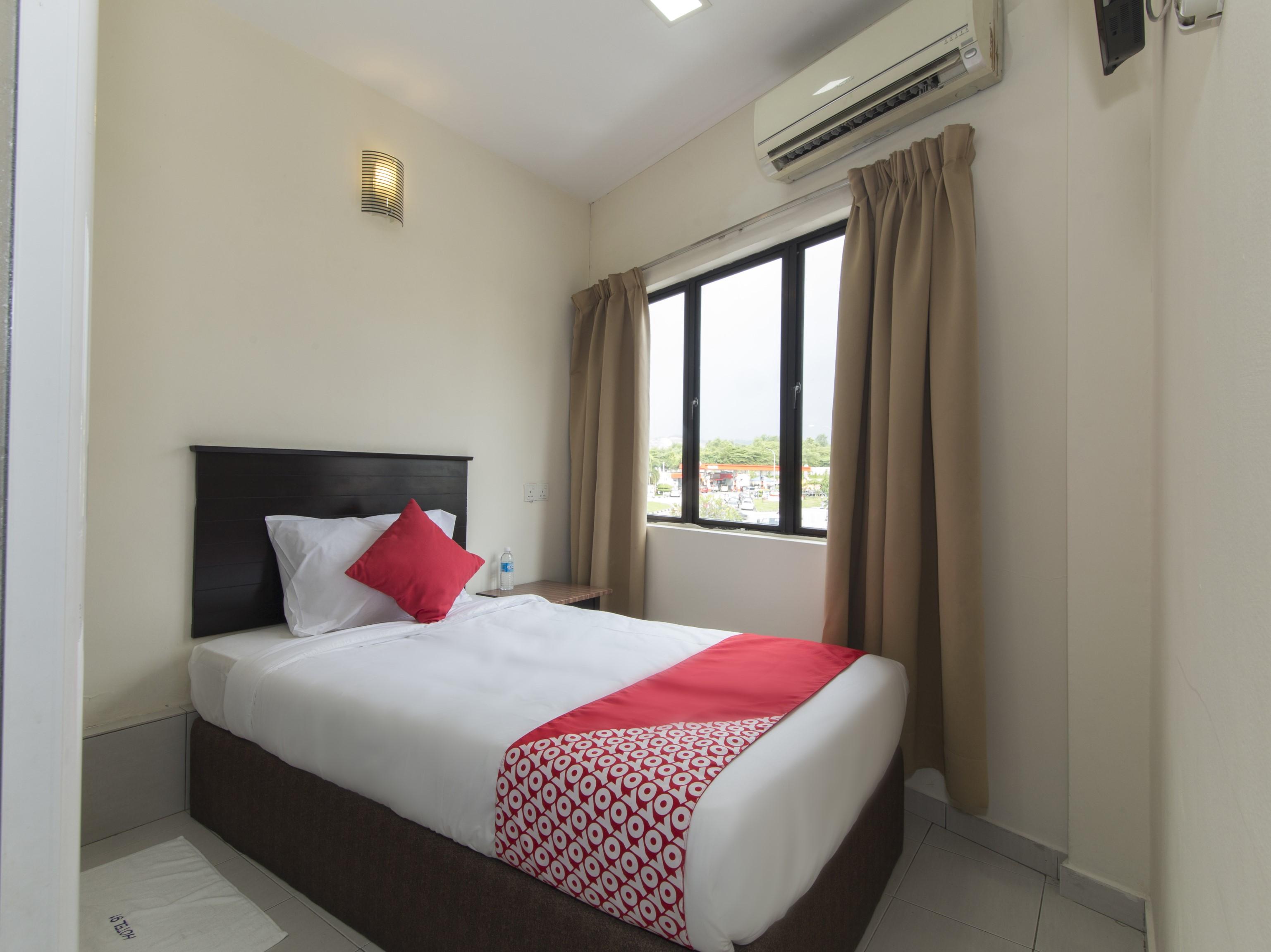 Oyo 91130 Hotel 91 Bukit Mewah Kajang Ngoại thất bức ảnh