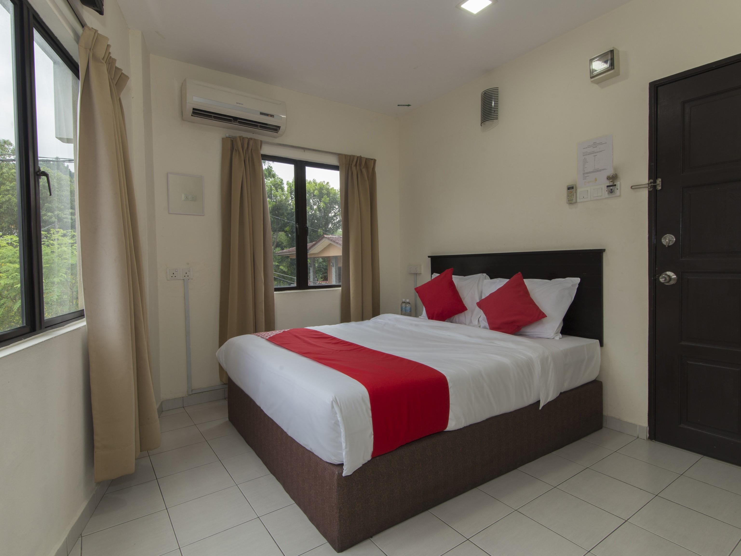 Oyo 91130 Hotel 91 Bukit Mewah Kajang Ngoại thất bức ảnh