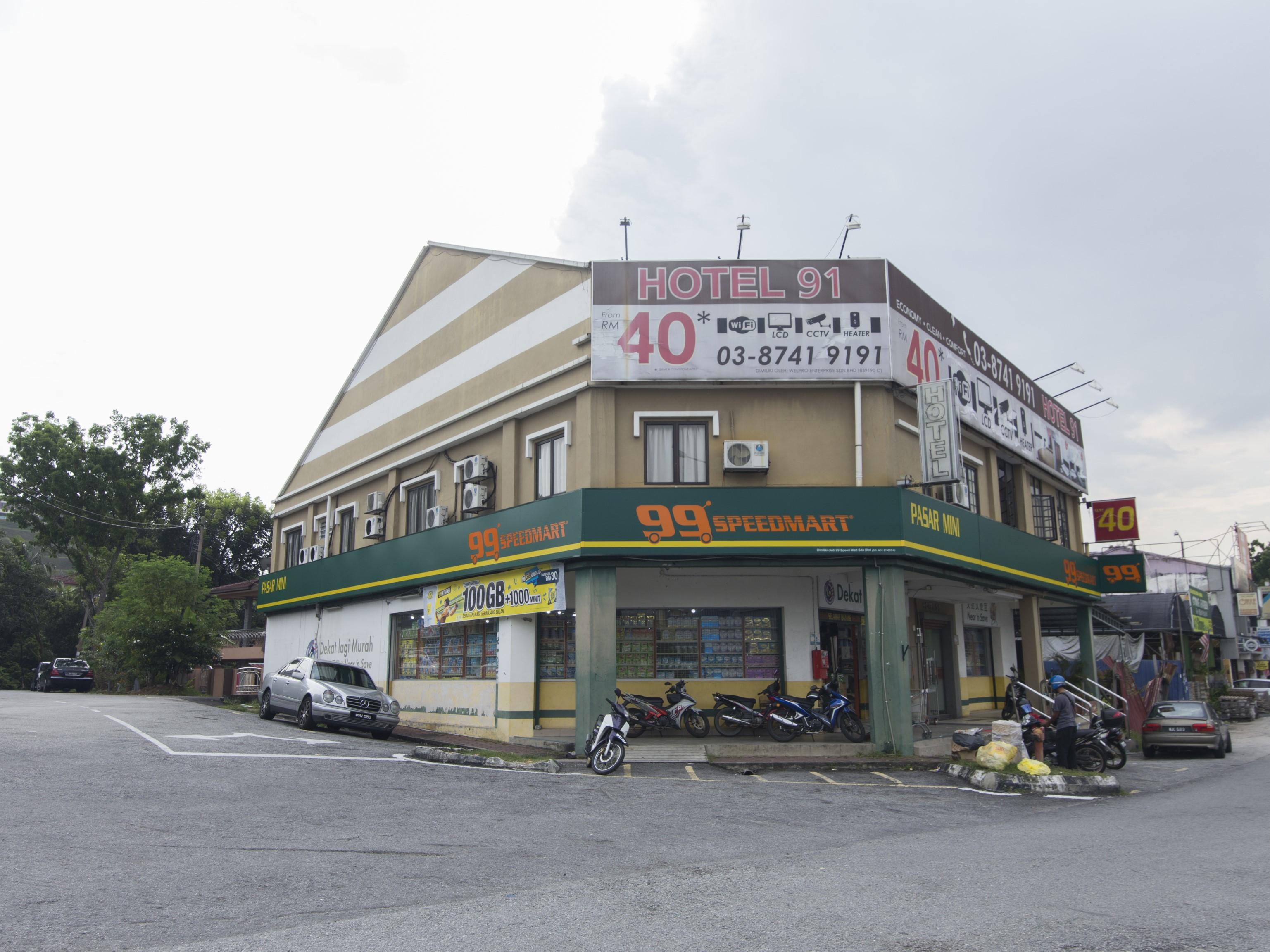 Oyo 91130 Hotel 91 Bukit Mewah Kajang Ngoại thất bức ảnh