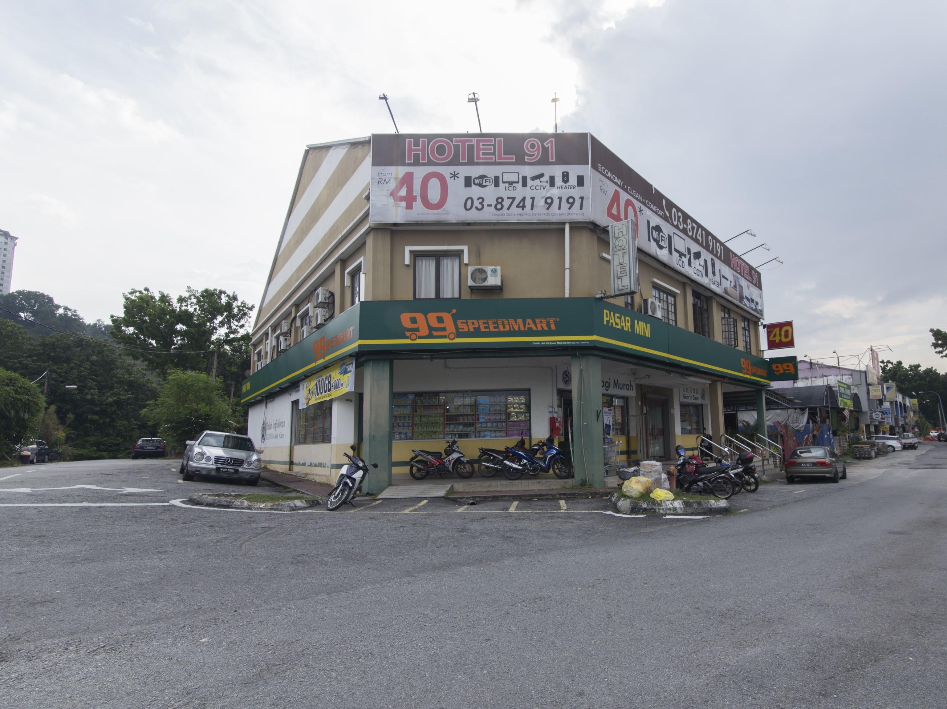 Oyo 91130 Hotel 91 Bukit Mewah Kajang Ngoại thất bức ảnh