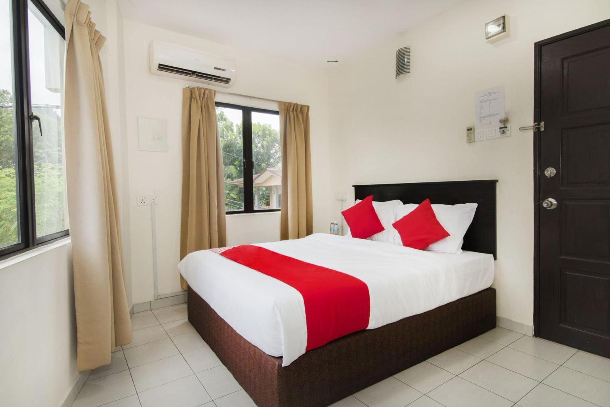Oyo 91130 Hotel 91 Bukit Mewah Kajang Ngoại thất bức ảnh
