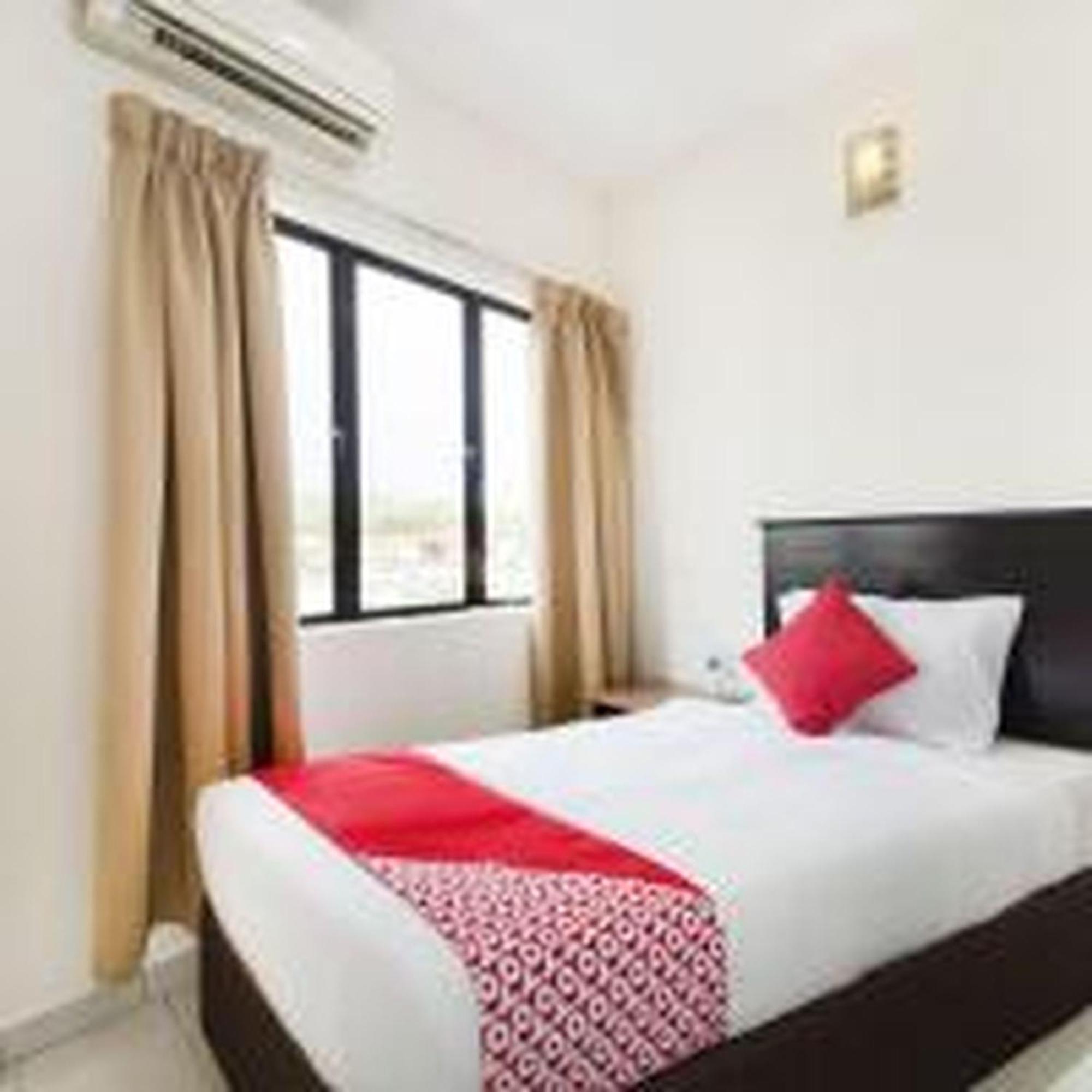 Oyo 91130 Hotel 91 Bukit Mewah Kajang Ngoại thất bức ảnh