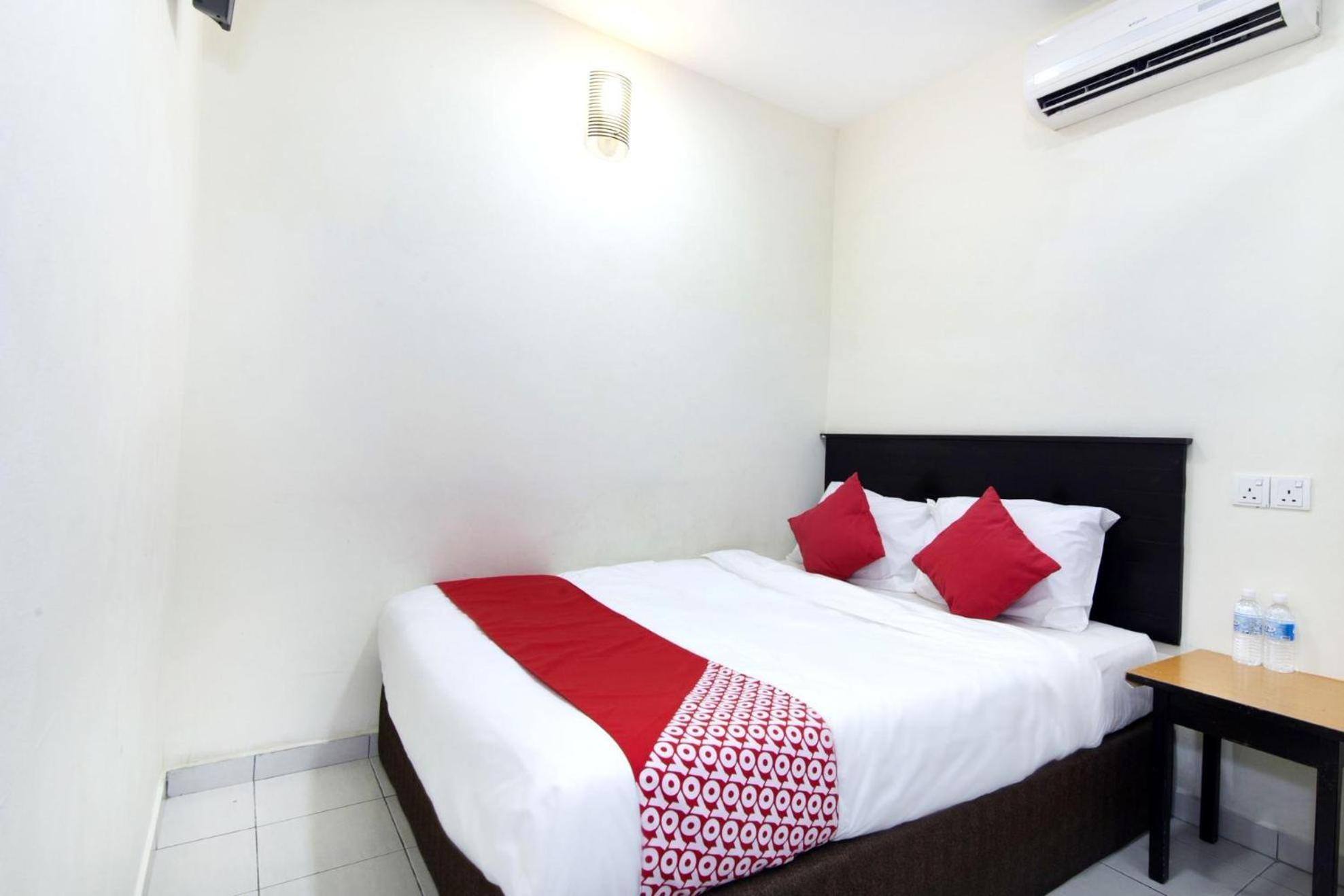 Oyo 91130 Hotel 91 Bukit Mewah Kajang Ngoại thất bức ảnh