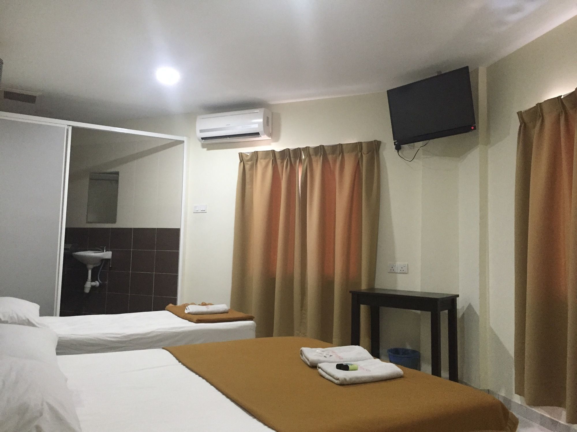 Oyo 91130 Hotel 91 Bukit Mewah Kajang Ngoại thất bức ảnh